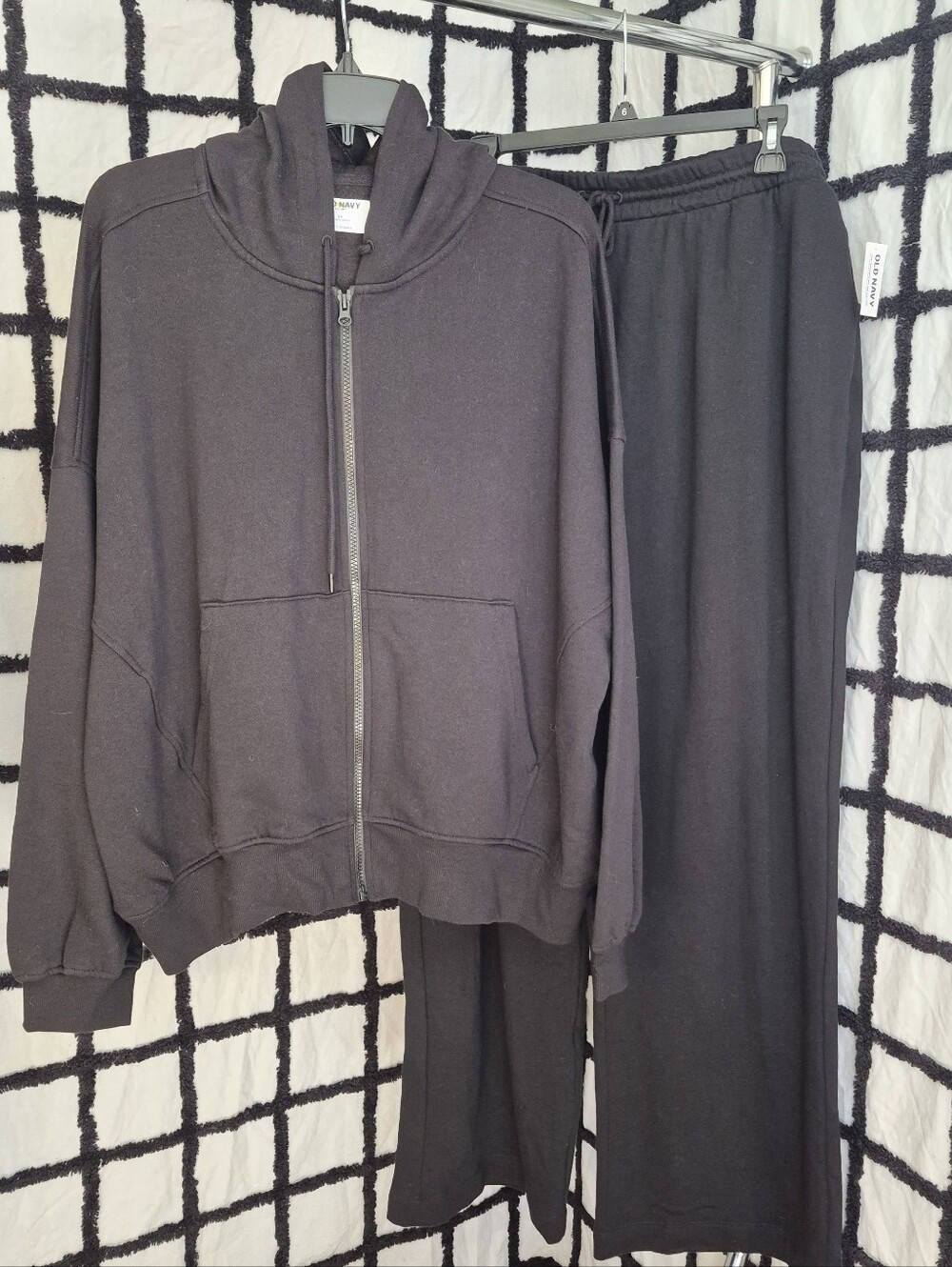 NWT Old Navy SoComfy Fleece Full Zip Hoodie + Extra High Waisted Wide-Leg Pants - Picture 8 of 16